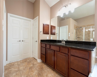 6743 Honeycrest Lane - Photo Thumbnail 9