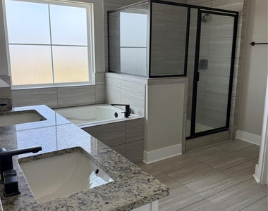 16610 Oasis Meadow Lane - Photo Thumbnail 16