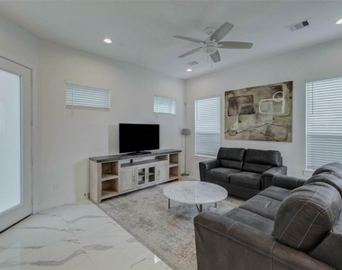 5727 Elysium Street - Photo Thumbnail 2