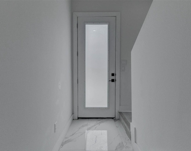 5727 Elysium Street - Photo Thumbnail 3