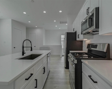 5727 Elysium Street - Photo Thumbnail 15