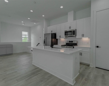 5727 Elysium Street - Photo Thumbnail 14