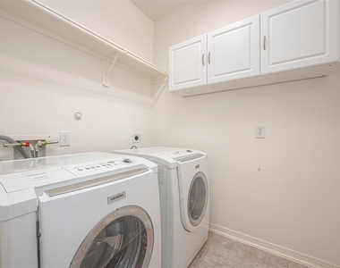 18118 Billabong Crescent Court - Photo Thumbnail 20