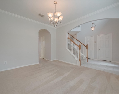 18118 Billabong Crescent Court - Photo Thumbnail 8