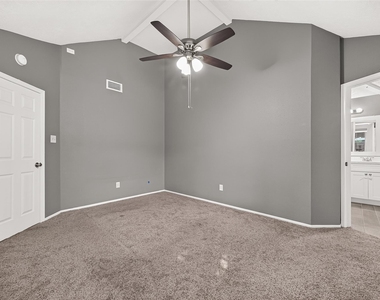 10031 Prospect Hill Drive - Photo Thumbnail 15
