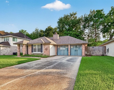 10031 Prospect Hill Drive - Photo Thumbnail 3