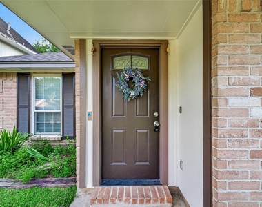 10031 Prospect Hill Drive - Photo Thumbnail 4