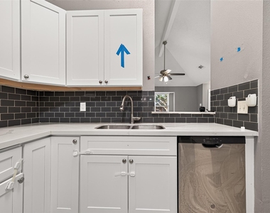 10031 Prospect Hill Drive - Photo Thumbnail 10