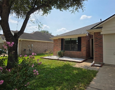 16106 Darwood Court - Photo Thumbnail 1