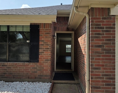 16106 Darwood Court - Photo Thumbnail 2