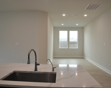 31822 Grand Orchard Lane - Photo Thumbnail 15