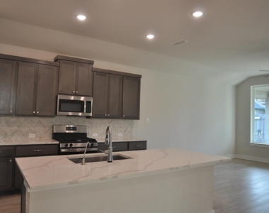31822 Grand Orchard Lane - Photo Thumbnail 20