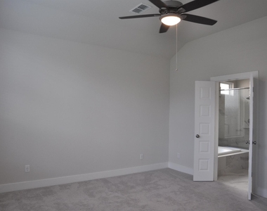 31822 Grand Orchard Lane - Photo Thumbnail 23
