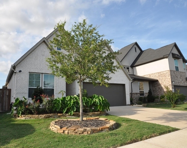 31822 Grand Orchard Lane - Photo Thumbnail 1