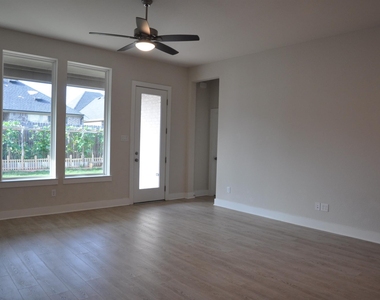 31822 Grand Orchard Lane - Photo Thumbnail 6