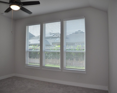 31822 Grand Orchard Lane - Photo Thumbnail 24