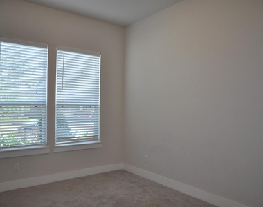 31822 Grand Orchard Lane - Photo Thumbnail 29