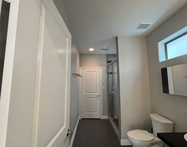 2314 Camden Drive - Photo Thumbnail 3