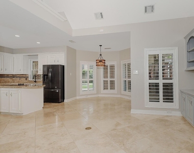 2 Silverstrand Place - Photo Thumbnail 14
