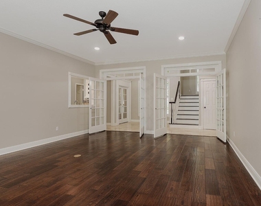 2 Silverstrand Place - Photo Thumbnail 7