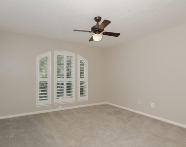 2 Silverstrand Place - Photo Thumbnail 22