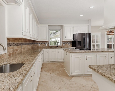 2 Silverstrand Place - Photo Thumbnail 10