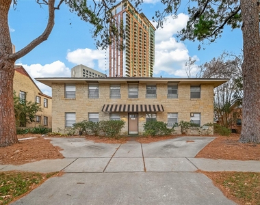 2021 Southgate Boulevard - Photo Thumbnail 1