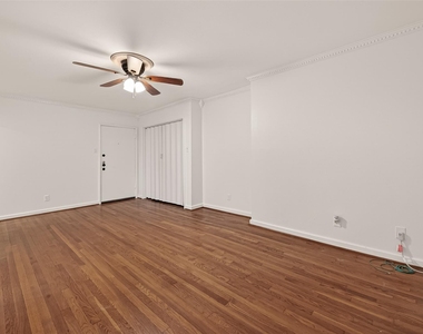 2021 Southgate Boulevard - Photo Thumbnail 9