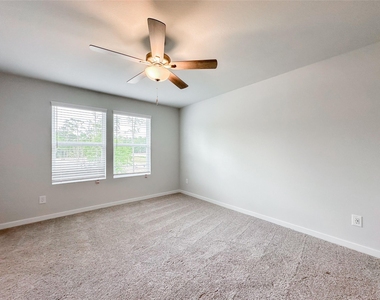7806 Alset Dr - Photo Thumbnail 18