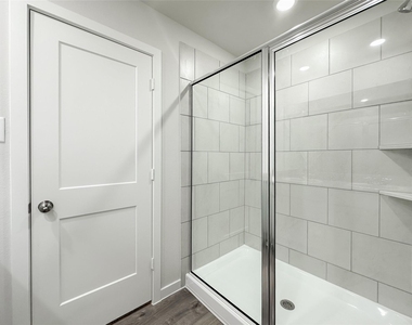 7806 Alset Dr - Photo Thumbnail 22