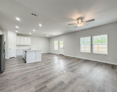 7806 Alset Dr - Photo Thumbnail 4
