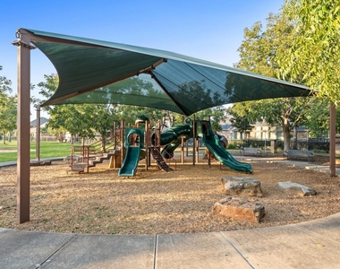 4615 Marbrook Meadow Lane - Photo Thumbnail 37