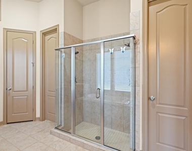 4615 Marbrook Meadow Lane - Photo Thumbnail 17