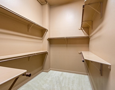 4615 Marbrook Meadow Lane - Photo Thumbnail 19