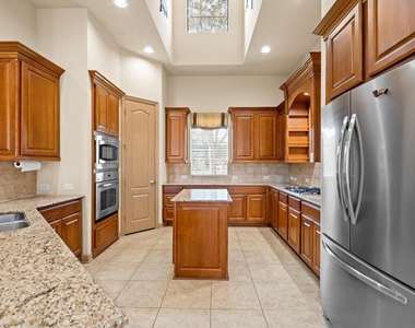 4615 Marbrook Meadow Lane - Photo Thumbnail 7