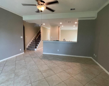 14831 Raleighs Meadow Court - Photo Thumbnail 13