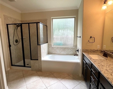 14831 Raleighs Meadow Court - Photo Thumbnail 18