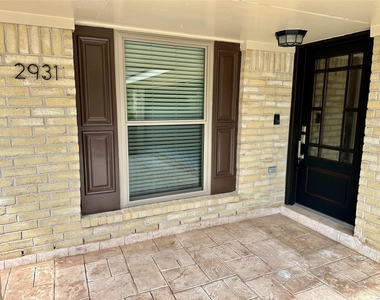 2931 Pasture Lane - Photo Thumbnail 2