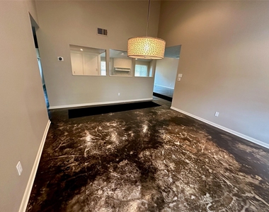 2931 Pasture Lane - Photo Thumbnail 24