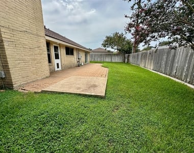 2931 Pasture Lane - Photo Thumbnail 8