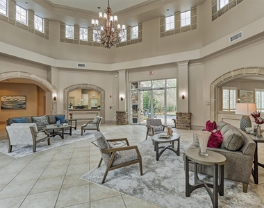 118 Robindale Circle - Photo Thumbnail 27