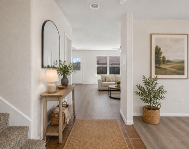 9006 Sasson Boulevard - Photo Thumbnail 14