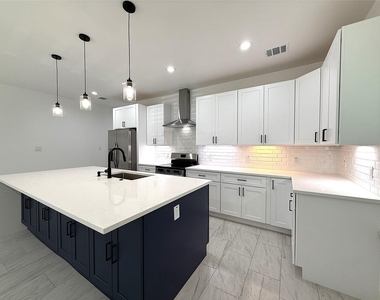 6708 Conley Street - Photo Thumbnail 10