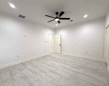 6708 Conley Street - Photo Thumbnail 14