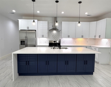 6708 Conley Street - Photo Thumbnail 3