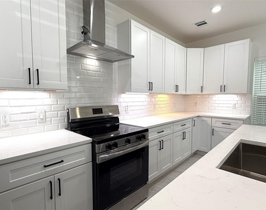 6708 Conley Street - Photo Thumbnail 8