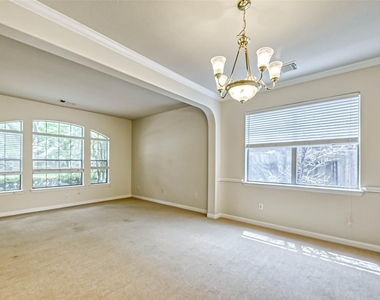 5526 Hazel Berry Way - Photo Thumbnail 6