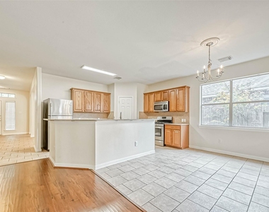 5526 Hazel Berry Way - Photo Thumbnail 12