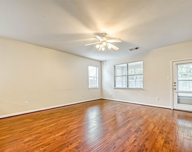 5526 Hazel Berry Way - Photo Thumbnail 7