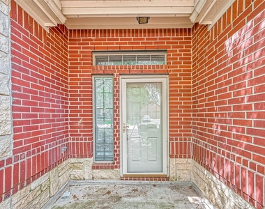 5526 Hazel Berry Way - Photo Thumbnail 2